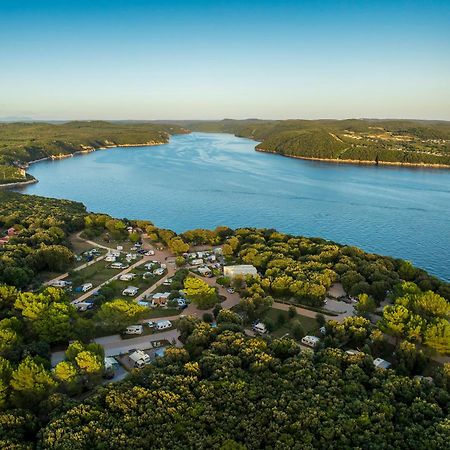 Maistra Camping Koversada Uncovered Naturist Pitches Vrsar Bagian luar foto