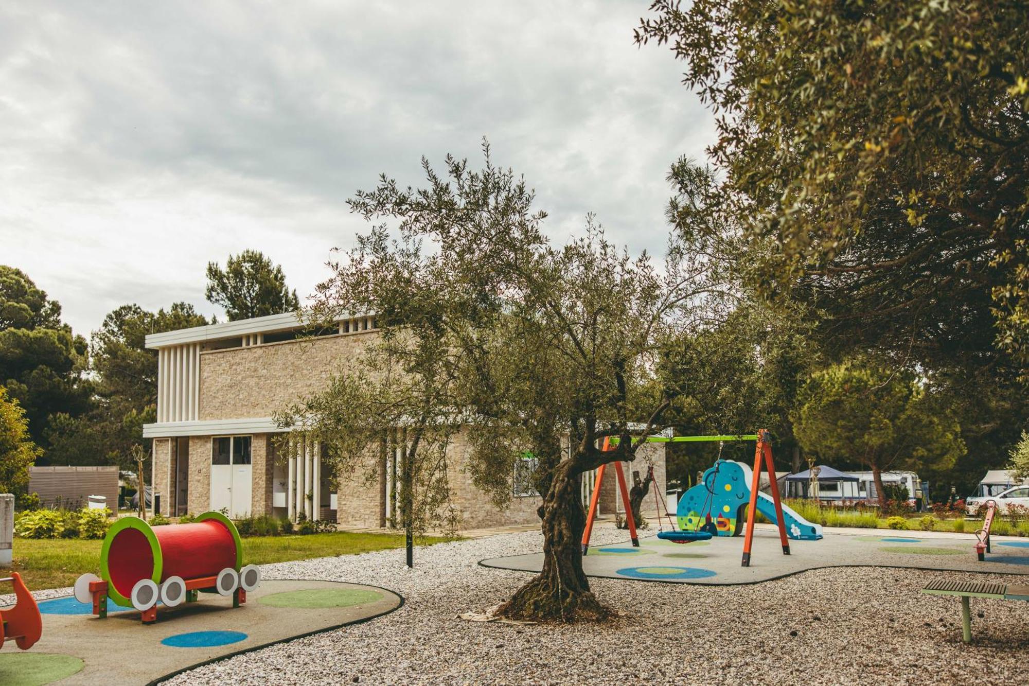 Maistra Camping Koversada Uncovered Naturist Pitches Vrsar Bagian luar foto