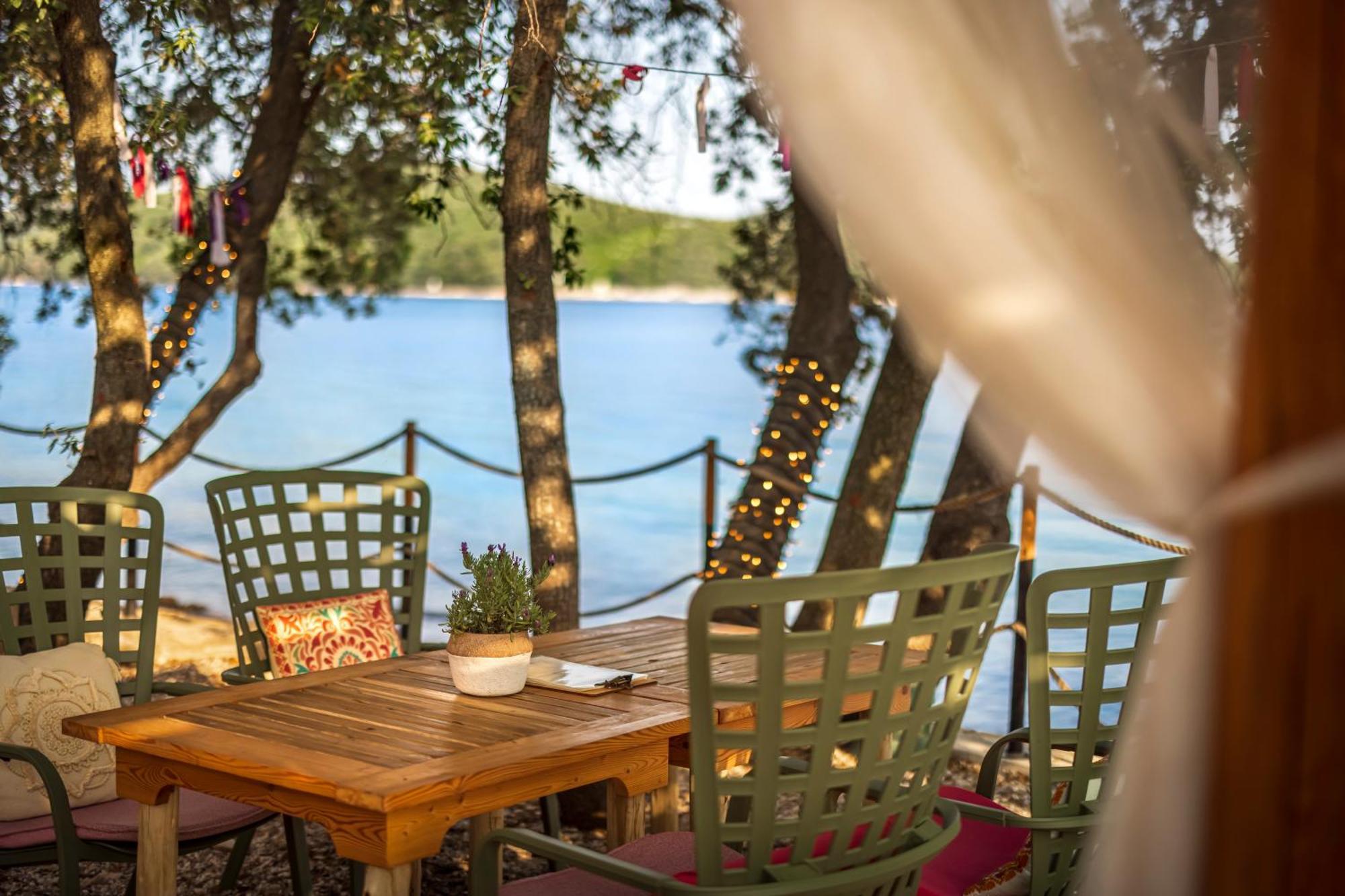 Maistra Camping Koversada Uncovered Naturist Pitches Vrsar Bagian luar foto