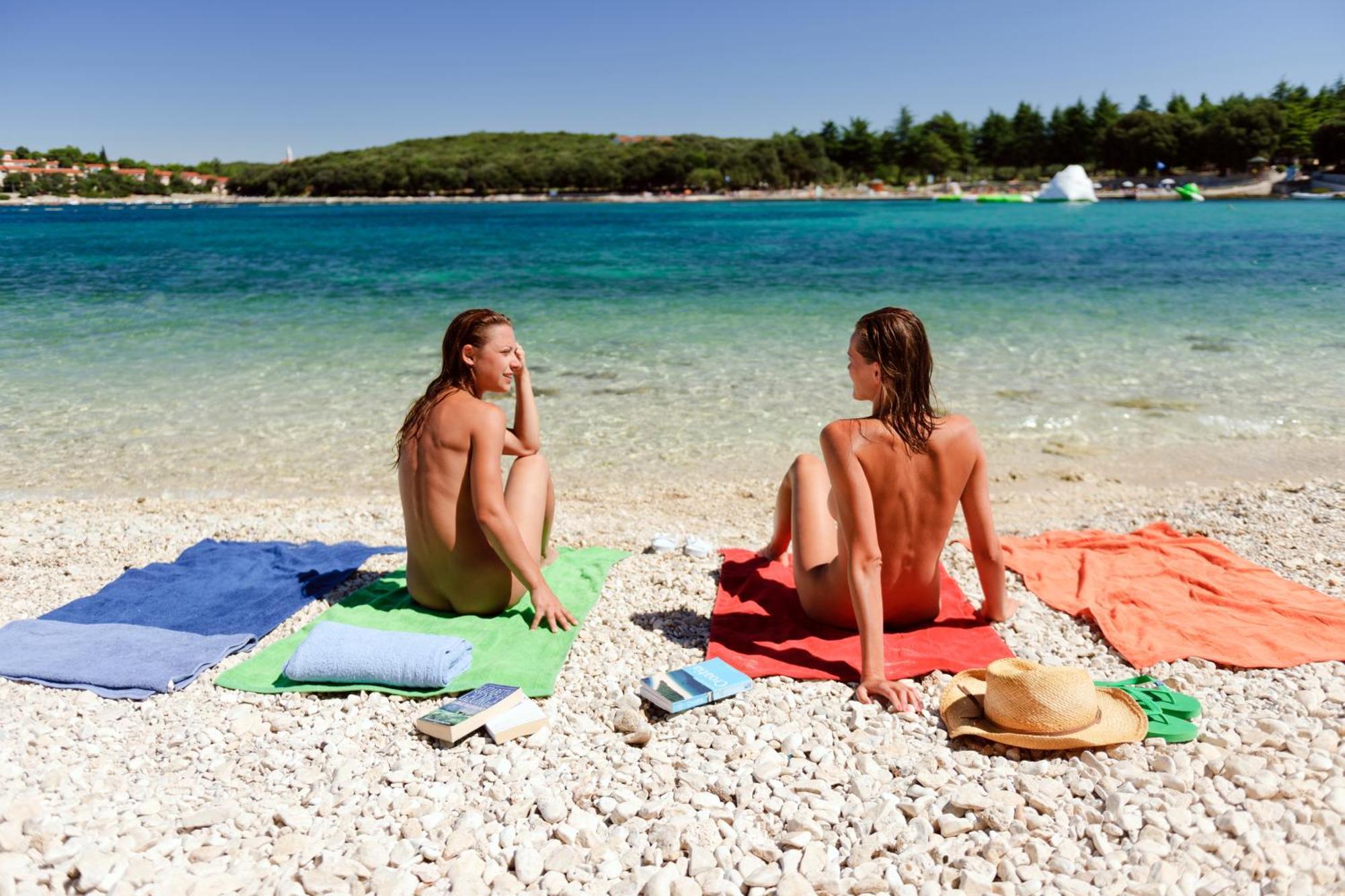 Maistra Camping Koversada Uncovered Naturist Pitches Vrsar Bagian luar foto